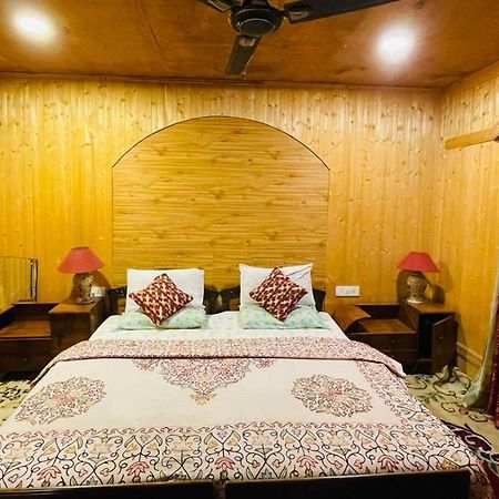 House Boat Hardy Palace Srīnagar 외부 사진