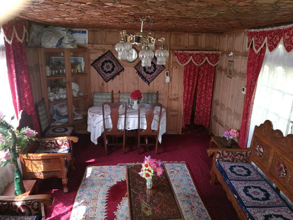 House Boat Hardy Palace Srīnagar 외부 사진
